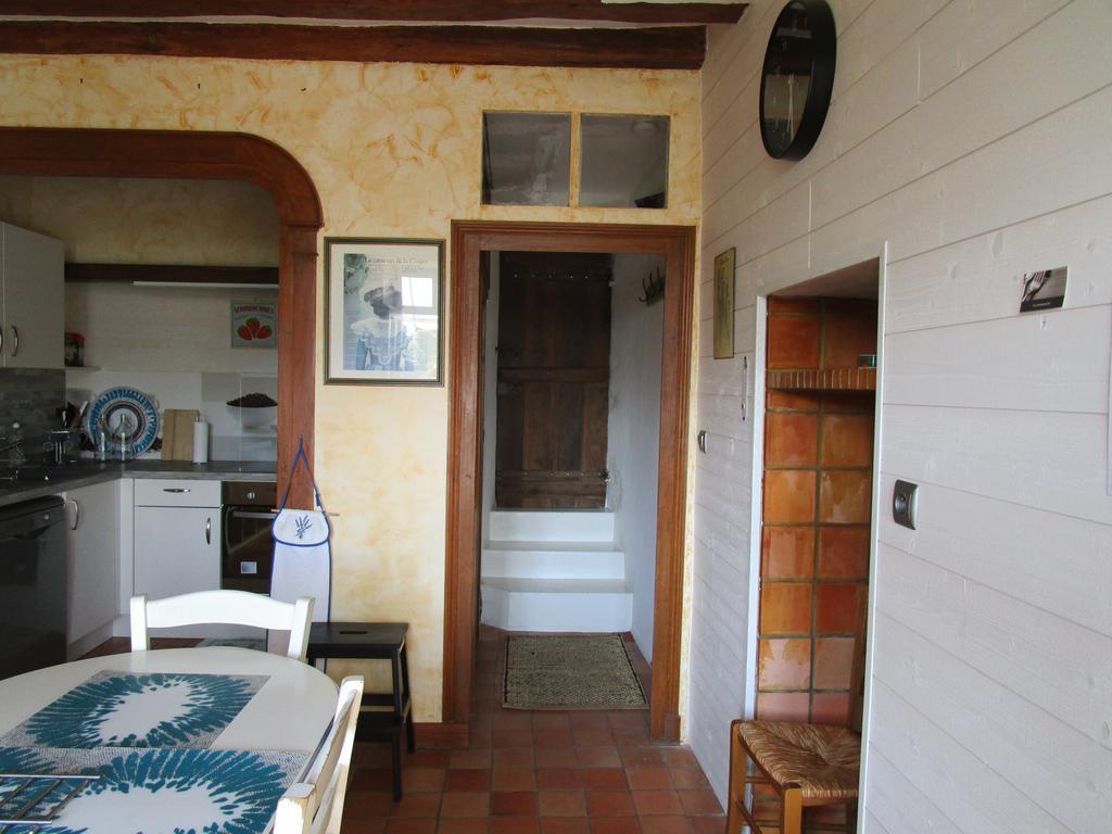 Gite Le Bourgneuf Fresnay-sur-Sarthe Esterno foto